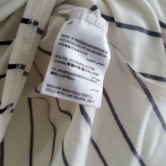 Elegant striped top - Picture 8 of 8